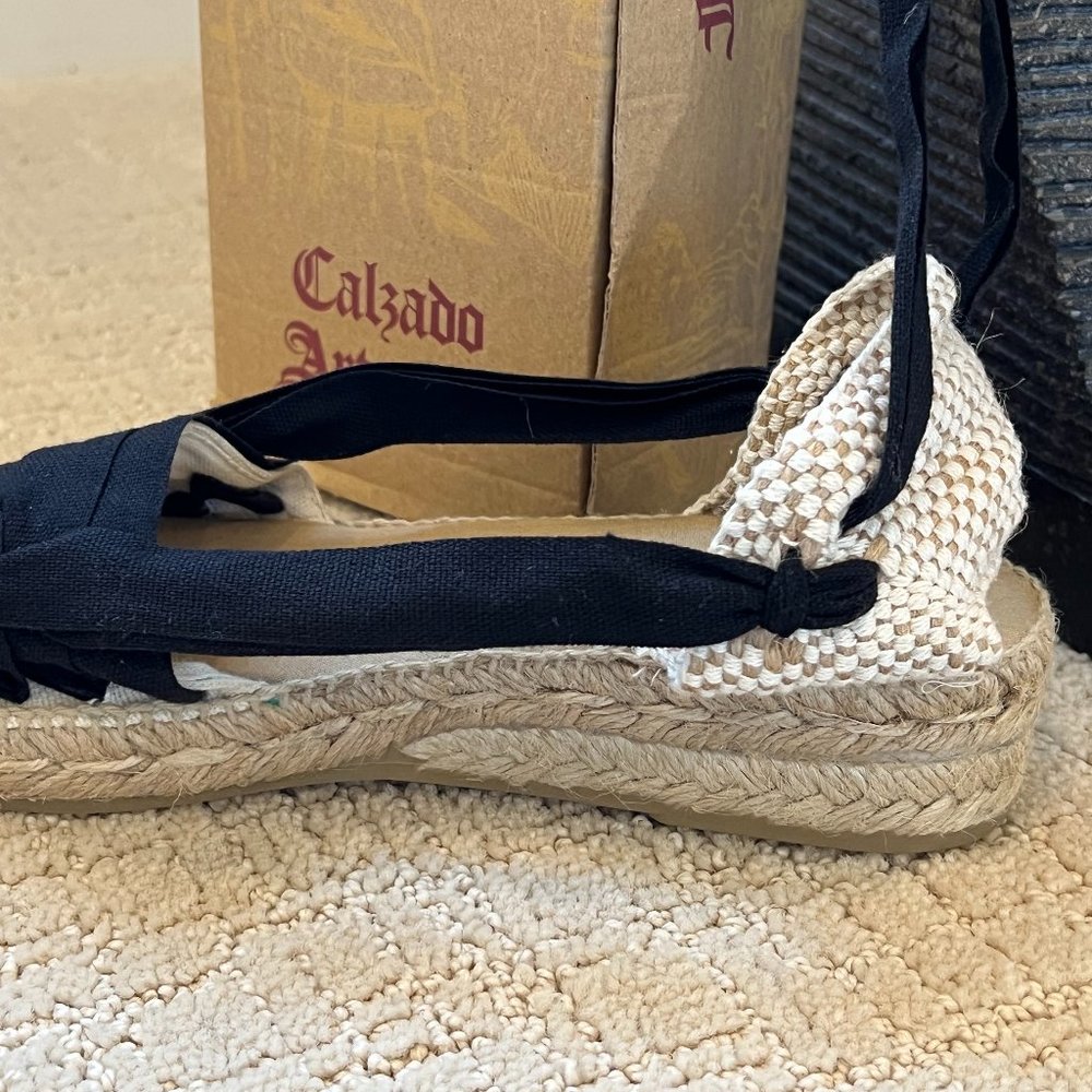 NWT Spanish Espadrilles - Picture 6 of 8